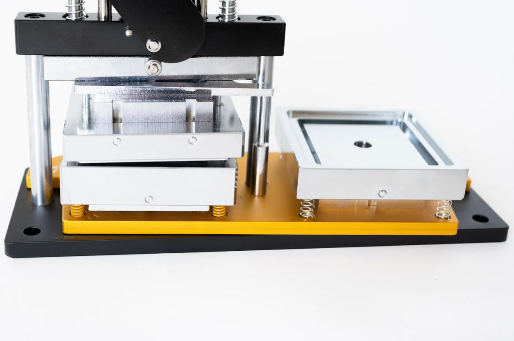 2.5”x2.5” Magnet Making Kit